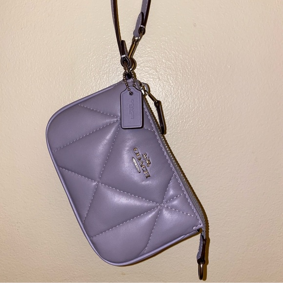 Coach mini wristlet New - Picture 9 of 9